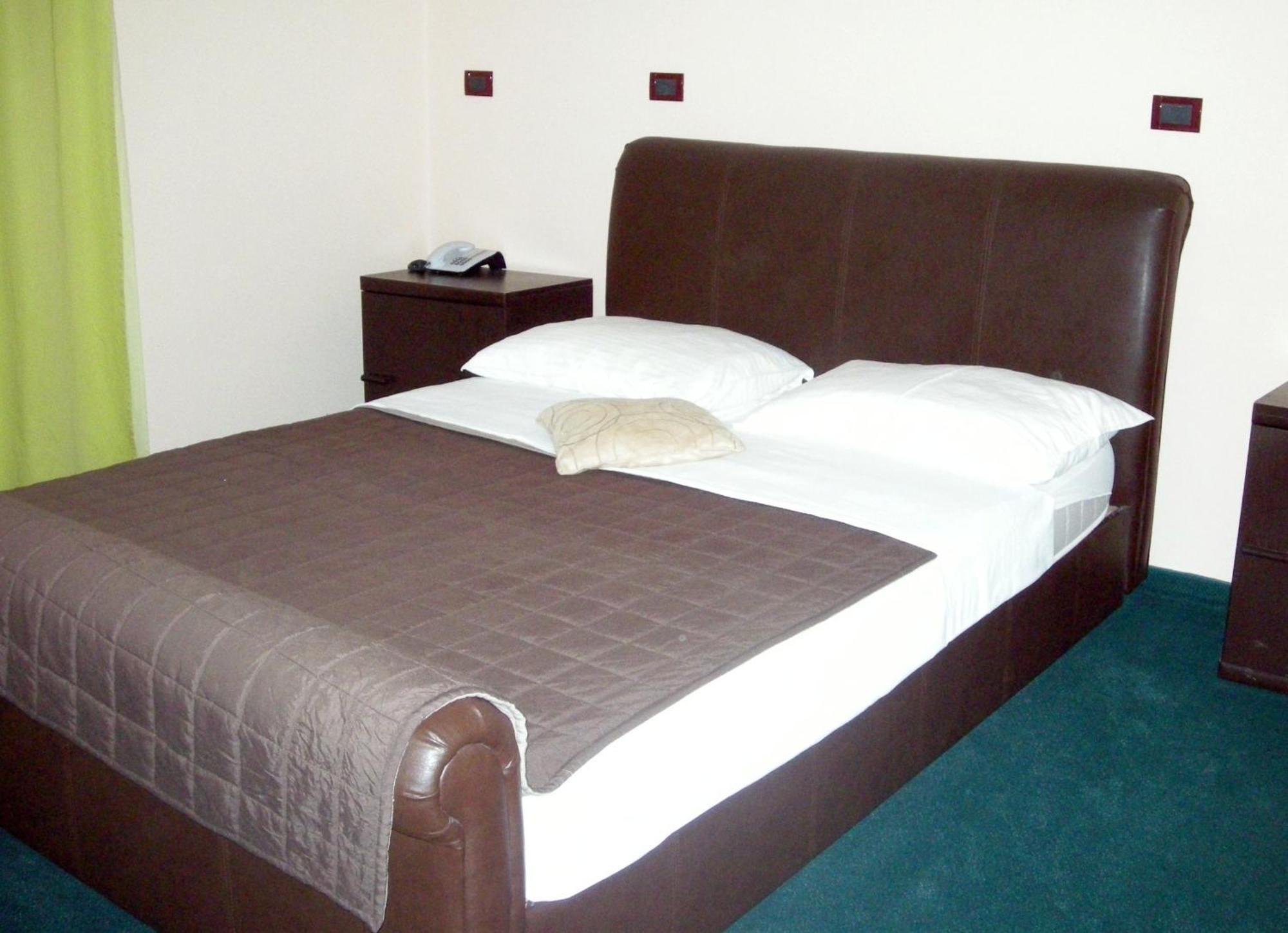 Hotel Zephyr - Plovanija Бує Номер фото